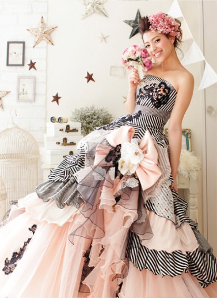 成人式写真でドレスが人気って本当