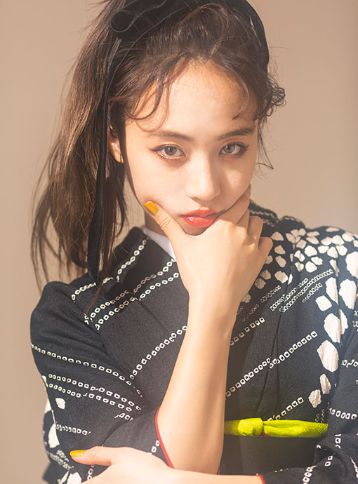 笑顔以外で撮る成人式前撮り写真