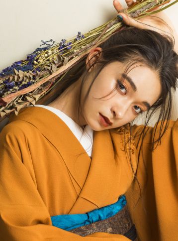 笑顔以外で撮る成人式前撮り写真