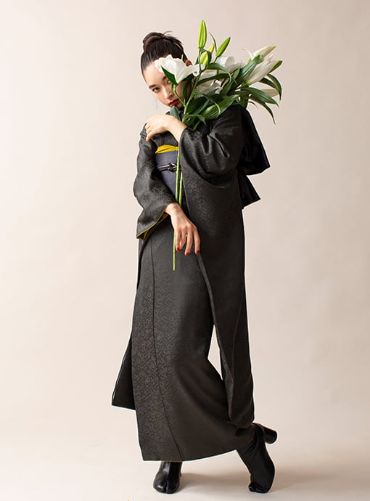 無地の振袖前撮りフォト