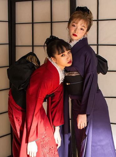 レースをアクセントに使った前撮りフォト